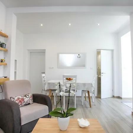Apartment Apartman Piconja Dugi Rat
