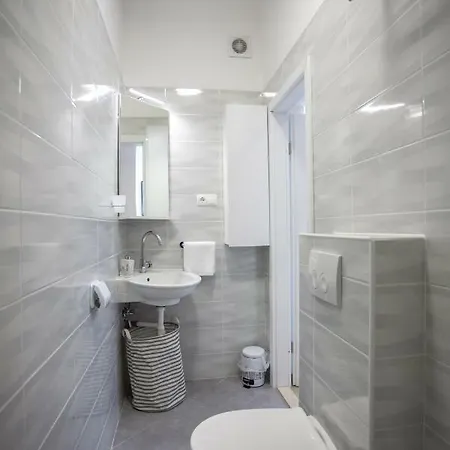 Apartment Apartman Piconja *